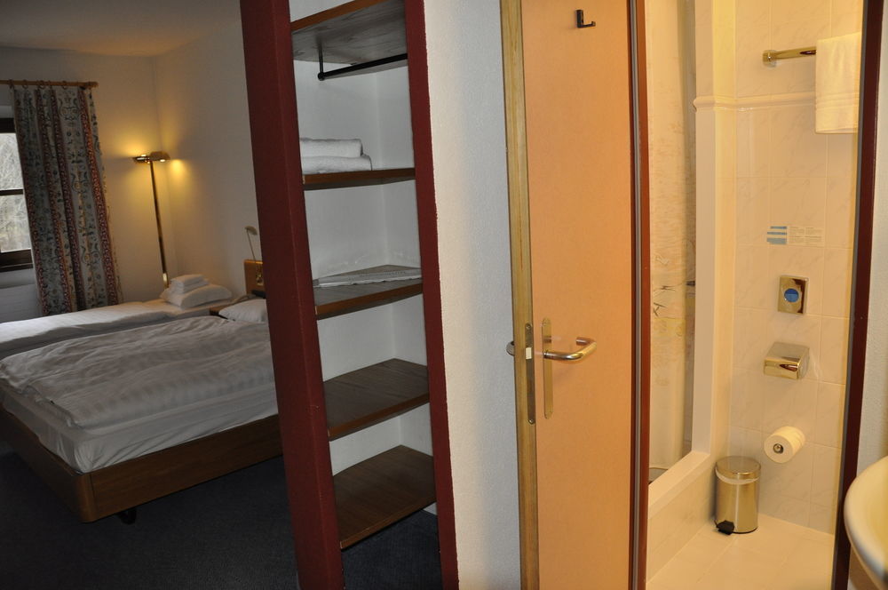 Hotel Bellinzona Sud Swiss Quality Monte Carasso Exteriör bild